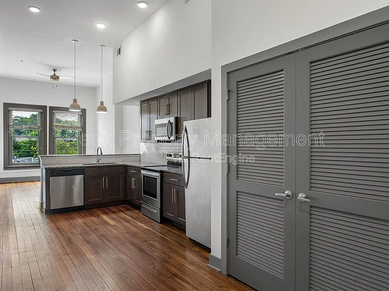 1209 Hull St #203 — Photo 10