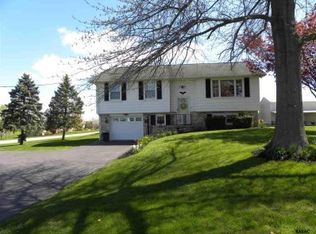 3211 S Salem Church Rd, York, PA 17408