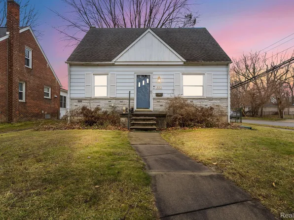 18315 Garfield, Redford, MI 48240