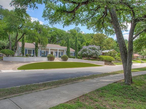 2nd image of 3501 Overton Park Dr E
