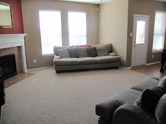 4th image of 2543 Sandvalley Way