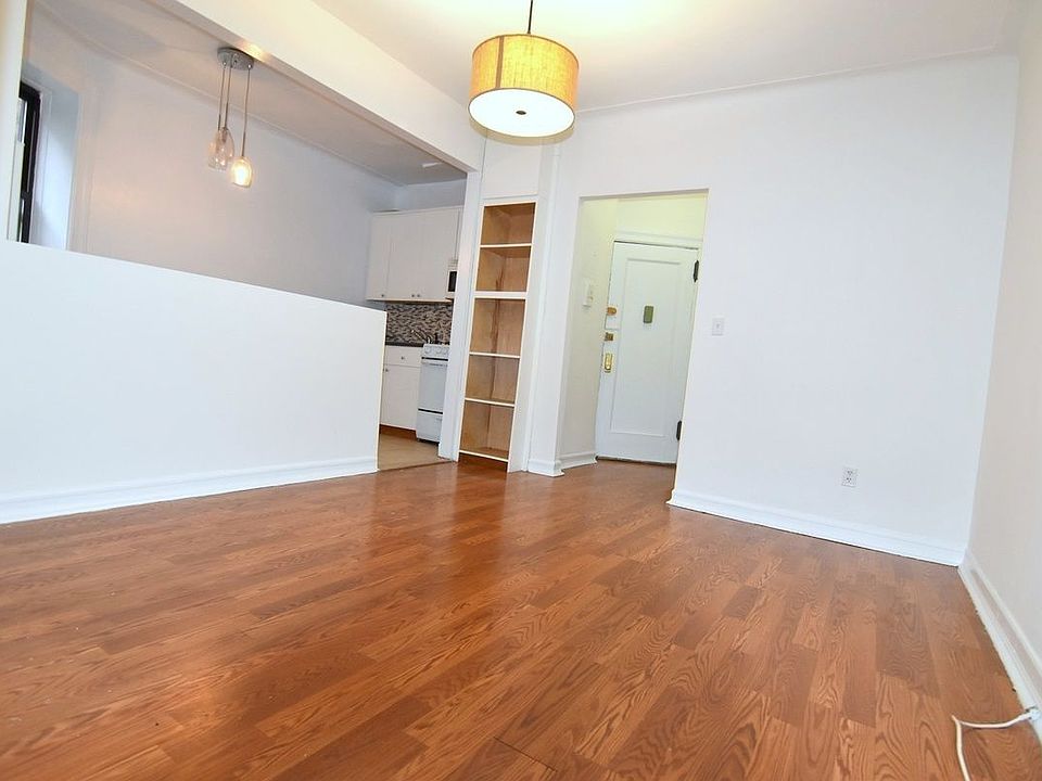 1st image of 835 W 176th St APT 1D