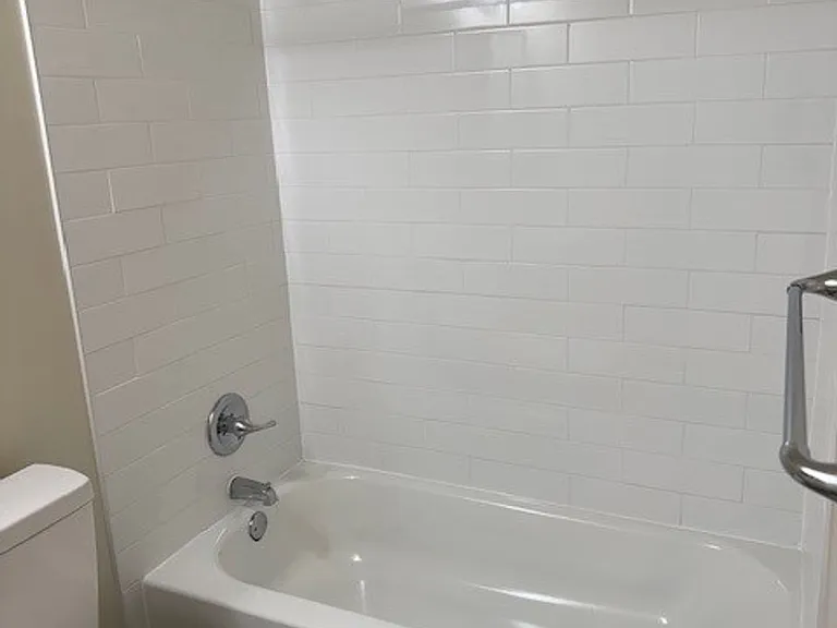 2132 Pennsylvania Ave — Photo 46