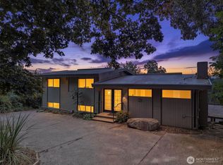 9656 Beacon Avenue S, Seattle, WA 98118