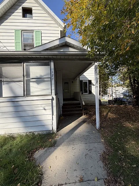 127 Floral Avenue - 1 — Photo 1