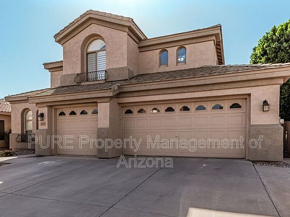 4th image of 523 W Canary Way