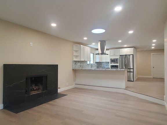 4th image of 6261 Lillian Way