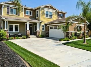8860 Soothing Ct, Corona, CA 92883