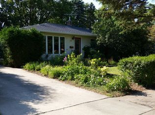 1513 12th St S, Fargo, ND 58103