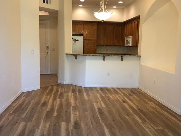 4th image of 50 E Serene Ave Unit 305