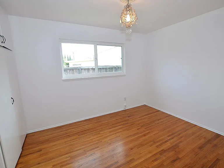 151 Acacia Way — Photo 12