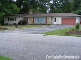 2032 Shawnee Dr, Defiance, OH 43512