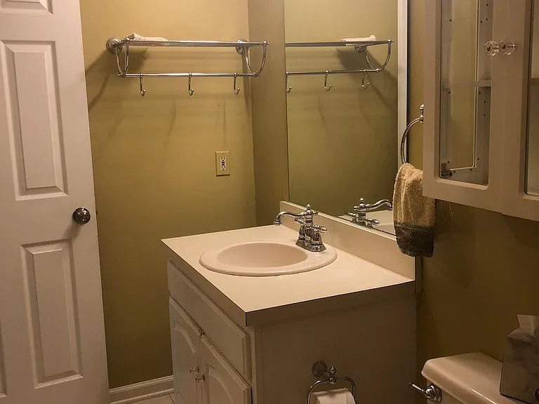 842 Belmont Dr — Photo 10