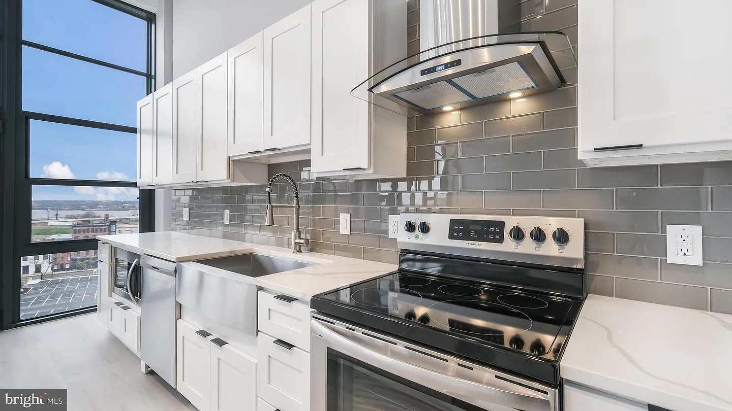 1 bed, 1004 sqft, $2,750 — Photo 1