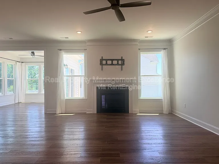 16 Clear Creek Cir — Photo 18