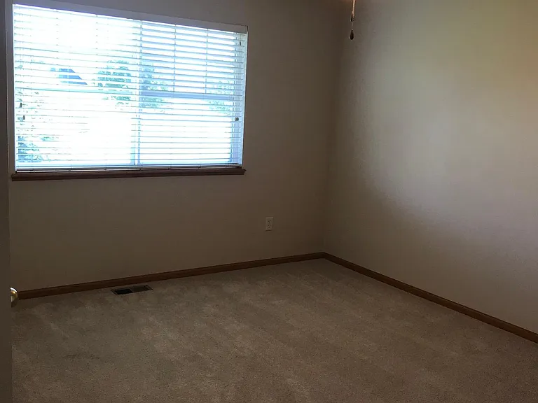 5810 NW 14th Ct — Photo 14