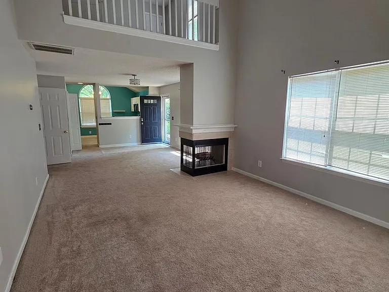 5028 Bartholomews Ln — Photo 10