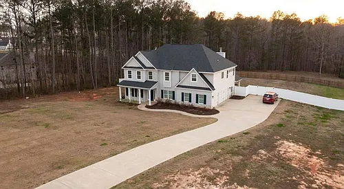 129 Oak Hill Dr Photo 1