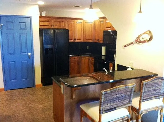 Kitchen Unit 2