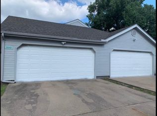 6651 S Utica Pl, Tulsa, OK 74136
