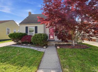 22413 Cushing Ave, Eastpointe, MI 48021