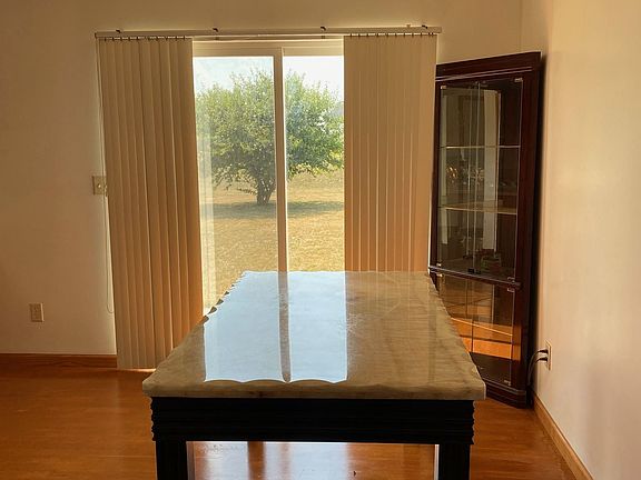 5th image of 1204 Rosemare Ct