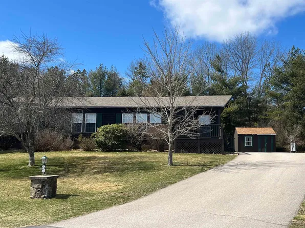 29 Lilac Court, Raymond, NH 03077