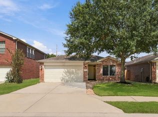 17438 Hoover Gardens Dr, Houston, TX 77095