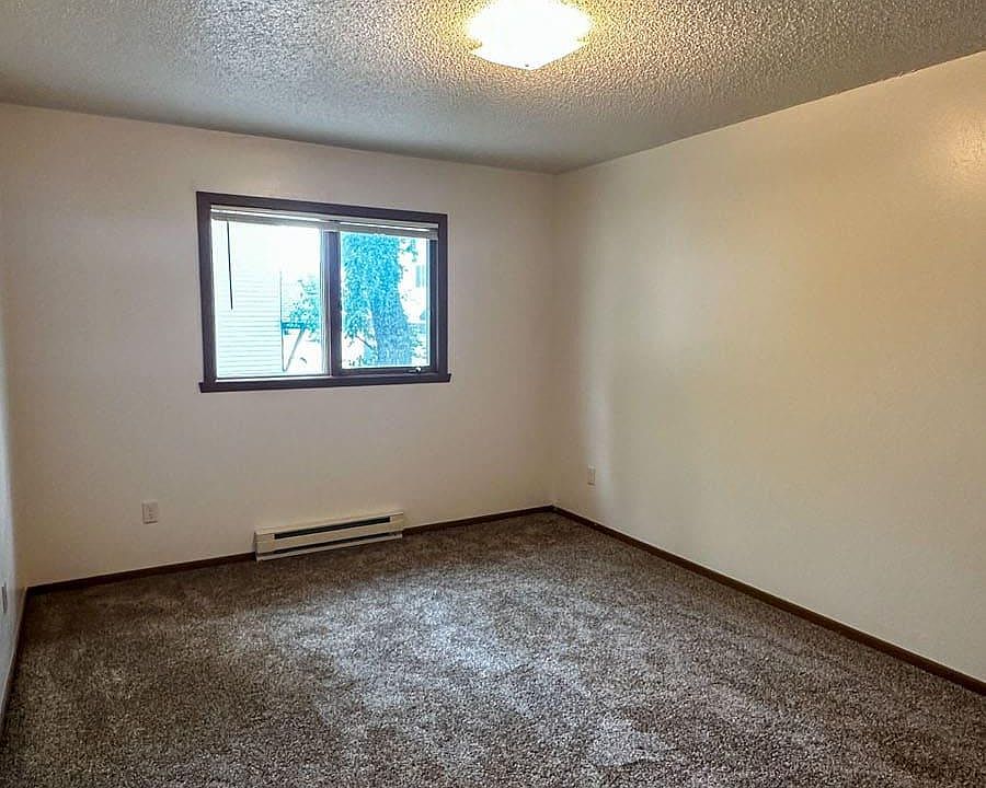 Apartments on 7th 1014 7th St N Fargo ND Zillow