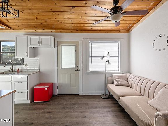 4th image of 46417 Kings Canyon Rd