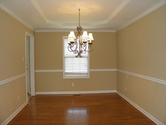 4th image of 931 Bridger Ln
