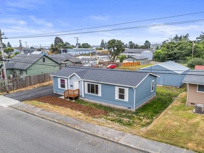 242 N Wasson St, Coos Bay, OR, 97420
