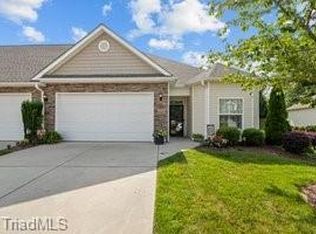 613 Village Lake Dr, Mebane, NC 27302