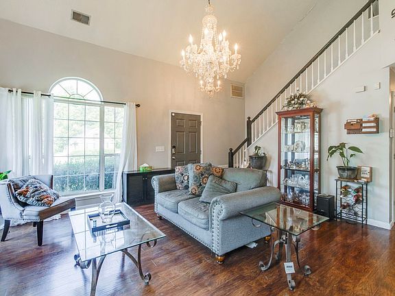 5th image of 2 Haven Ridge Pl