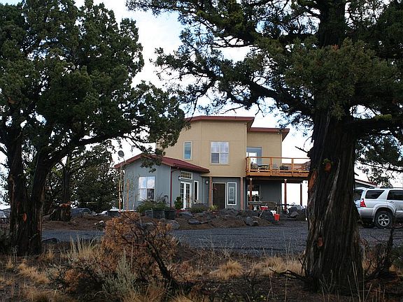 5th image of 2299 SE Elm Ln