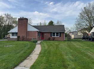 2231 Dixie Dr, York, PA 17402