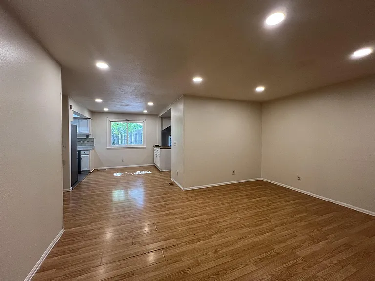 13071 Irving Ct — Photo 5