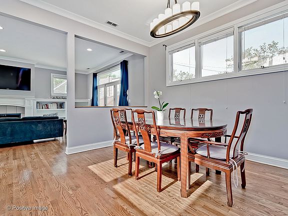 5th image of 4714 W School St #1