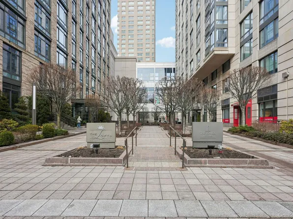 10 City Place #3D, White Plains, NY 10601