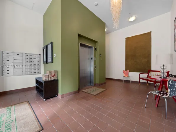 7265 SW 89th St #A520, Miami, FL 33156