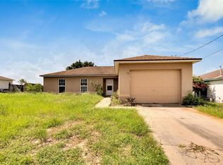 116 Weeping Willow Rd, Eagle Lake, FL 33839