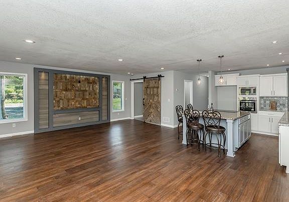 3rd image of 247 N 35th St