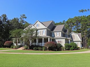 57 Honors Ln, Hattiesburg, MS 39402
