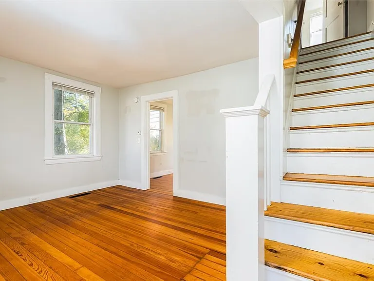 23 Concord Way — Photo 18