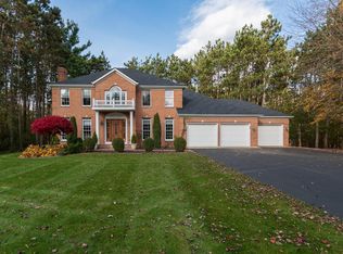 8040 Glenwynd Dr, Kalamazoo, MI 49009