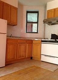 2nd image of 177 Mulberry St APT 10