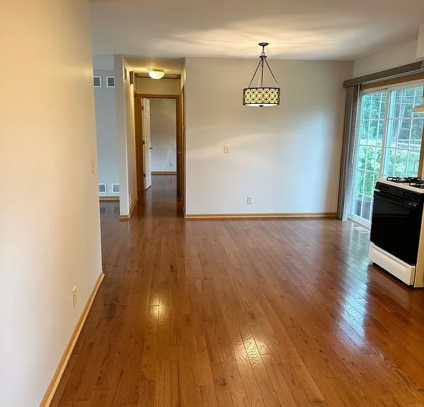 7103 Hiawatha Dr — Photo 8