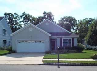 37 Daffodil Dr, Little Egg Harbor, NJ 08087