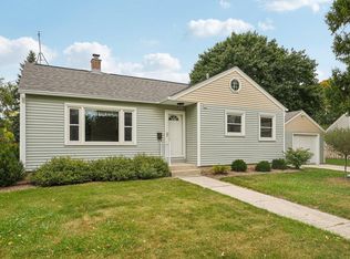 N50W6592 Western Rd, Cedarburg, WI 53012