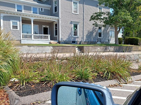 2nd image of 92 High St #8